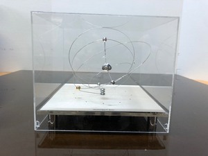 Mid Century JECO Japan Kinetic Clock w Lucite Case
