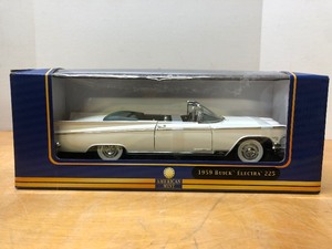 Die-Cast 1959 Buick Electra 225