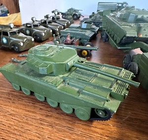 GREAT Army Dinky Toy Lot w Figures and Extras&nbsp