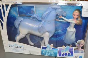 lot 7 image: Disney Frozen II Elsa and Swim & Walk Nokk