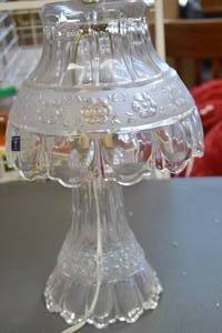 lot 62 image: Vintage Glass Table Lamp with Floral Etching