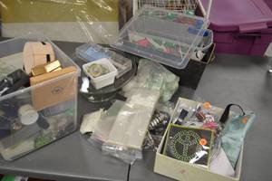 lot 143 image: Miscellaneous Lot of Household Items and Storage Bins