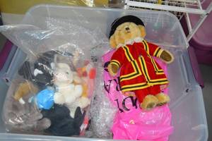 lot 149 image: Lot of Assorted Collectible Items Including Plush Toys and Decorative Glass