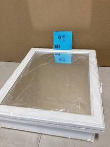 Glacier Bay 15.1 in. W x 19.2 in. H Rectangular Wood Composite Medicine Cabinet with Mirror   Customer Returns See Pictures