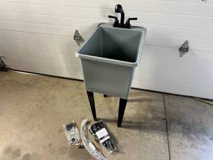 New 16 Gallon Laundry  Utility Sink Kit with Pull-Out Faucet