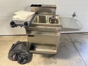 Char Broil Outdoor Patio Sink  Bar on Wheels
