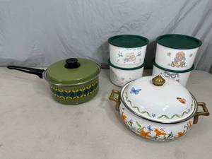 Vintage Pans and Tupperware Set