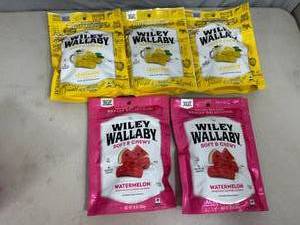 5 New Bags Wiley Wallaby Licorice