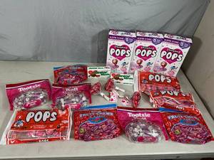 Large Lot of Candy, Tootsie Pops, Tootsie Rolls, Fruit Chews, etc.