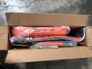 lot 16 image: LACOO Orange Ribbed Office Mid-Back PU Leather Executive Task Chair with Arms Customer Returns See Pictures