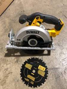 lot 50 image: DEWALT 20V MAX Cordless 6.5 in. Sidewinder Style Circular Saw (Tool Only) Customer Returns See Pictures