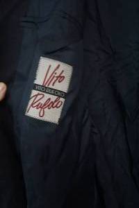 lot 100 image: 2XL Navy Blue Suit Jacket (Made In Italy)