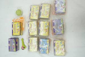 lot 154 image: 2005 Burger King Cadoo Kids Meal Toys