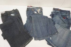 lot 88 image: Ladies Size 20 Jeans,2 Baby Phat Jeans and Seven 7 Jeans
