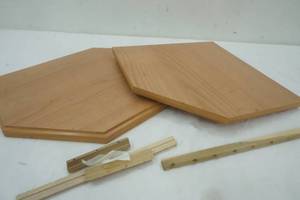 lot 182 image: Light Wood Floating Corner Shelves