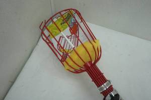 lot 184 image: New Apple Picker (Adjustable handle)