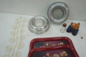lot 187 image: Variety of Kitchenware
