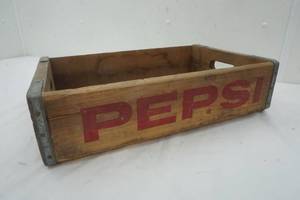 lot 191 image: Coca-Cola Divided wood Crate