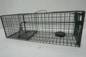 lot 206 image: Live Animal Trap