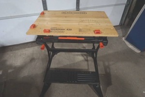 lot 212 image: Black & Decker Workmate 425