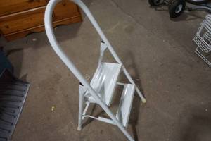 lot 223 image: White Metal Step Stool