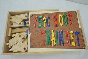 lot 266 image: 75 Wood Piece Train Set