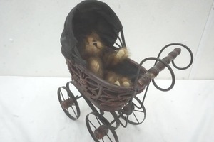 lot 279 image: Home Decor Bear in a Stroller