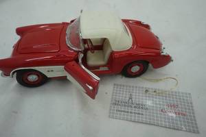 lot 281 image: Diecast 1957 Corvette model car