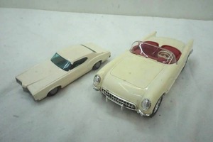 lot 291 image: Plastic Go Car and GM Convertible