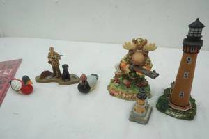 lot 305 image: Home Decor