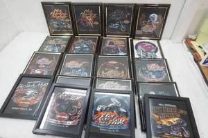 lot 318 image: Harley Davidson Annual Pictures Series 1-19