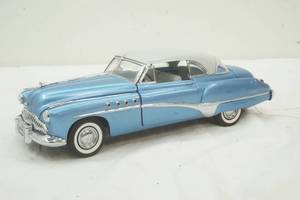 lot 353 image: 124 scale 1949 Buick Riviera