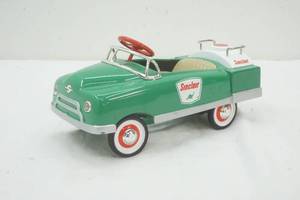lot 355 image: Model Sinclair pedal car
