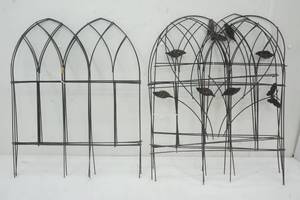 lot 359 image: 20x24 garden fencing