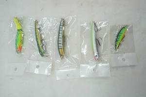 lot 375 image: fishing lures