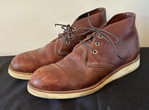 lot 54 image: Redwing Chukka Weekender Boots