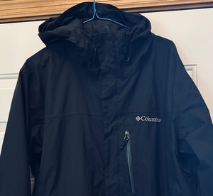 lot 69 image: Columbia Coat  Jacket