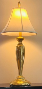 lot 135 image: Vintage 1960s Brass Table Lamp