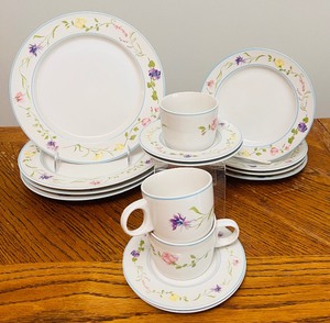 lot 110 image: Vintage Newcor Stoneware Meadow Land - 6057
