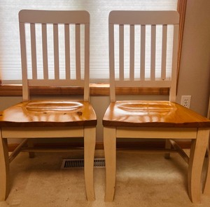 lot 105 image: Set of Dining Chairs in Blond Wood and White Frame