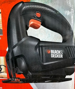 lot 164 image: New Black & Decker Single Speed Jigsaw