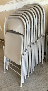 lot 166 image: 12 Metal Folding Chairs