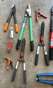 lot 176 image: Gardening Tools by Fiskars, Snap Cut, Yard Works, Ames and More