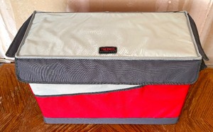 lot 196 image: Thermos Foldable Cooler