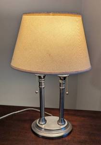 lot 142 image: Decorative Table Lamp