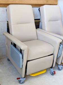 lot 84 image: Pair of Rolling Medical Reclining Armchairs