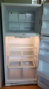 lot 251 image: Maytag Performa RefrigeratorFreezer
