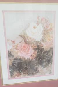 lot 255 image: Lovely Framed Print of Roses and a Bird