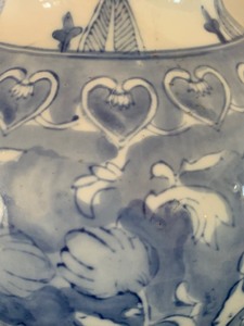 lot 201 image: Large Gorgeous Blue and White Chinese Vase