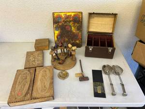 Mixed Vintage Lot, Pipes, Ve-Po-Ad, Wood Boxes